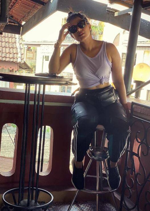 ஏன் எனை நீங்கினாய் உயிர் கேட்க மறுகின்றதே