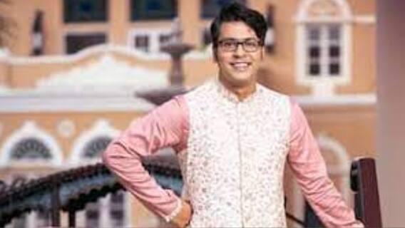 ফিল্মস্টার: পরিচালক হিসেবে আত্মপ্রকাশ অনির্বাণের, শেক্সপিয়রের ম্যাকবেথের ছায়ায় ওয়েব সিরিজ ‘মন্দার’| Bangla News