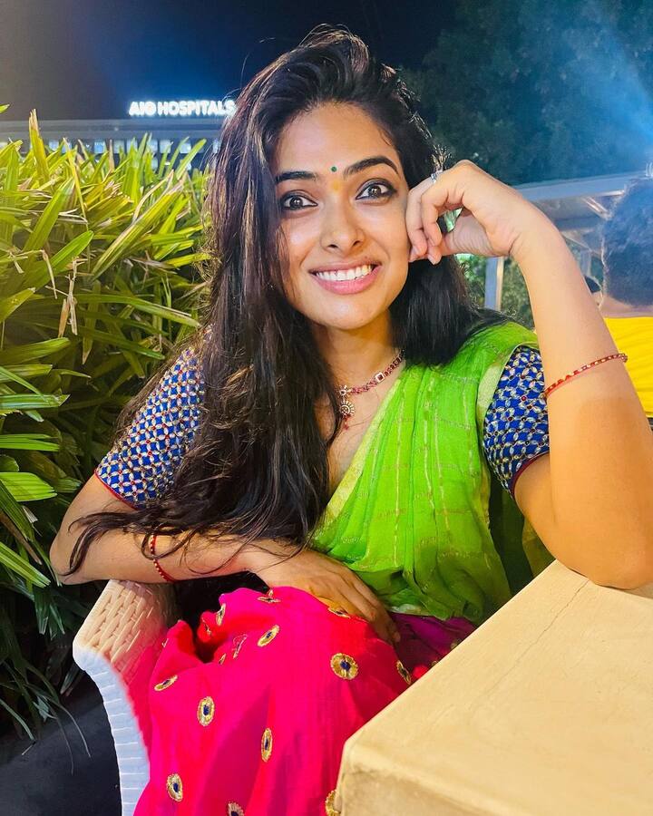 దివి వైద్య క్యూట్ ఫోటోస్ (Image credit: Instagram)