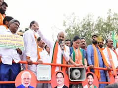 Bandi Sanjay: కేసీఆర్ ను టచ్ చేసి చూపిస్తాం... దళిత బంధుపై కుంటి సాకులు... టీఆర్ఎస్ పై బండి సంజయ్ ఫైర్