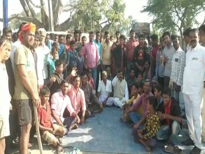 Bihar News: People of Mahadalit Tola protested by blocking road regarding cleaning of Chhath Ghat in saharsa ann Bihar News: छठ घाट की सफाई को लेकर महादलित टोला के लोगों ने सड़क जामकर किया प्रदर्शन, प्रशासन के छूटे पसीने