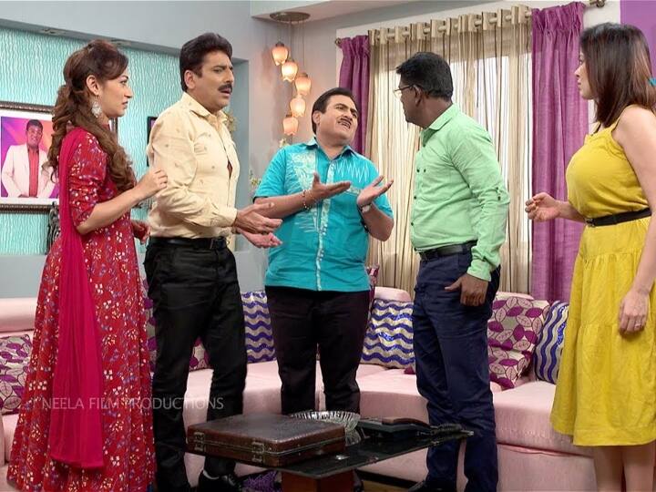 दूसरे नंबर पर सब टीवी का पॉपुलर शो तारक मेहता का उल्टा चश्मा है. ये शो बहुत पसंद किया जाता है. यही वजह है कि शायद ही ये हमेशा ही टीआरपी की लिस्ट में शामिल होता है.