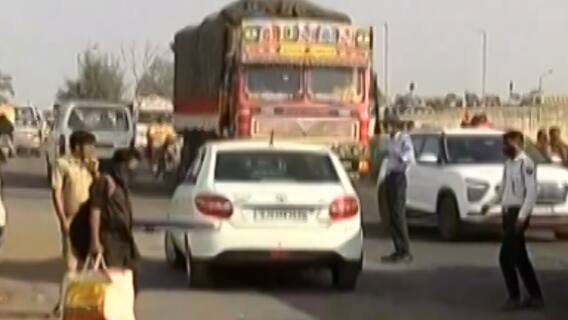 રાજકોટ: ગોંડલ ચોકડીના બ્રિજની કામગીરી ધીમી, વાહન ચાલકો માટે ટ્રાફિક બન્યું પરેશાની