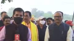 कानून मंत्री Brajesh Pathak ने भी दिया डूबते सूरज का अर्घ्य , प्रदेश के लिए मांगा ये आशीर्वाद