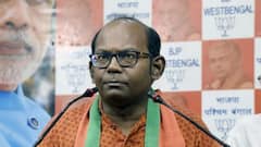 Sayantan Basu: ''প্রকাশ্য়ে শুভেন্দুর বিরুদ্ধে মন্তব্য করা কখনওই কাম্য নয়',সুরজিৎ সাহার বহিষ্কার প্রসঙ্গে সায়ন্তন বসু | Bangla News