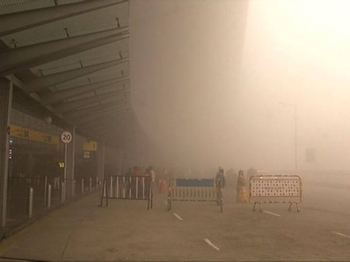 পূবালি হাওয়ার দাপটে কোণঠাসা উত্তুরে বাতাস।