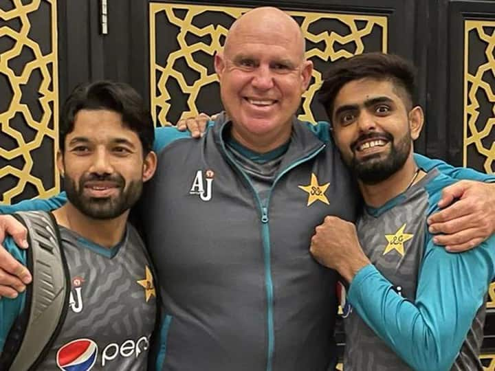 Matthew Hayden Says, Babar Azam's Personality Is Completely Opposite Of  Virat Kohli | T20 World Cup: मैथ्यू हेडन बोले- विराट और बाबर के बीच कोई  तुलना नहीं, दोनों एक-दूसरे के विपरित हैं