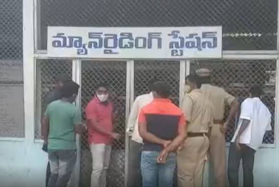 సింగరేణి కాలరీస్ శ్రీరాంపూర్ బొగ్గు గనిలో ప్రమాదం-నలుగురు మృతి