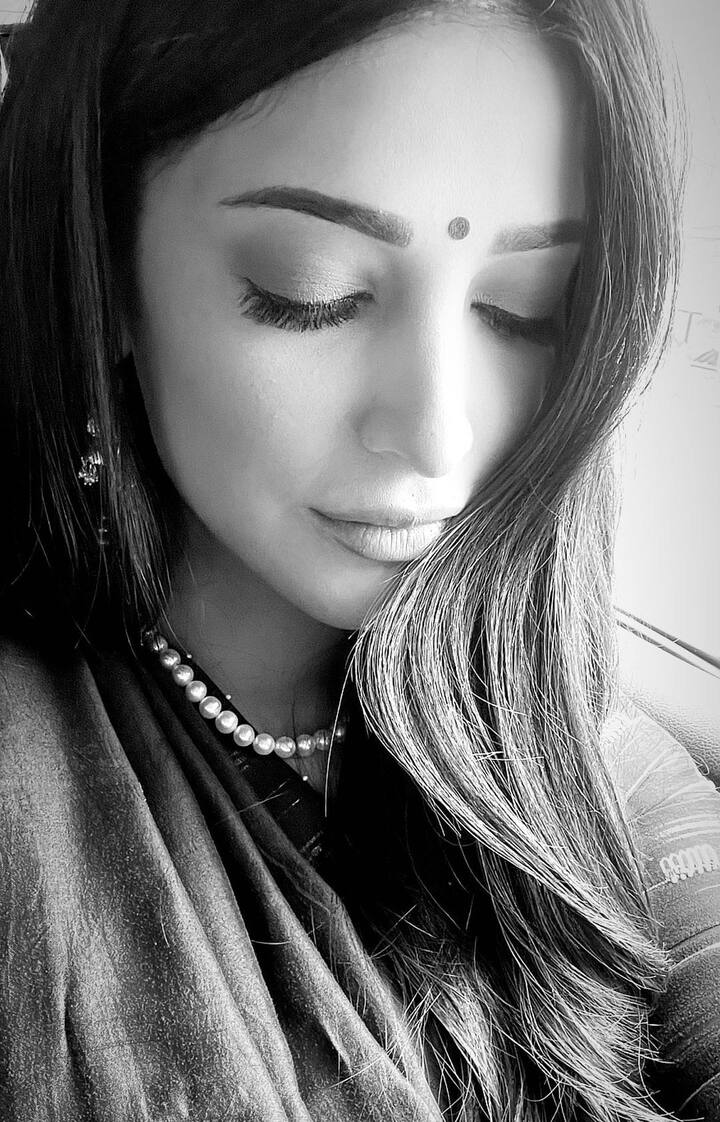 வலியடி.. பெண்ணே வரைமுறை இல்லை வதைக்கிறாய் என்னை மெதுவாக