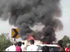 Rajasthan Road Accident: बाड़मेर में बस और ट्रक की भिडंत में 12 लोगों की मौत, टक्कर के बाद दोनों गाड़ियों में लगी आग