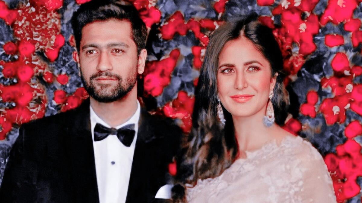 Katrina Kaif And Vicky Kaushal&#39;s New House | Khabar Filmy Hai |  विराट-अनुष्का की बिल्डिंग में कैटरीना-विकी ने लिया घर? | खबर फिल्मी है