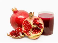 Red Fruits And Vegetable: रंगत निखारने के लिए खाएं ये लाल रंग के फल और सब्जियां, मिलेंगे ढ़ेरों फायदे