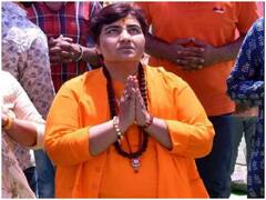 Bhopal MP Pragya Thakur: भोपाल में सड़क सुरक्षा की बैठक में साध्वी प्रज्ञा ने की शिरकत, दिये यह दिशा-निर्देश