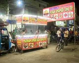 રાજકોટ બાદ આ શહેરમાં પણ જાહેર માર્ગો પરથી નોનવેજ અને ઇંડાની લારીઓ હટાવવાના આદેશ