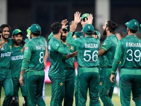 PAK vs AUS : पाकिस्तानला मोठा धक्का, शोएब मलिकसह रिझवान आजारी, कोरोना चाचणीही झाली PAK vs AUS : पाकिस्तानला मोठा धक्का, शोएब मलिकसह रिझवान आजारी, कोरोना चाचणीही झाली