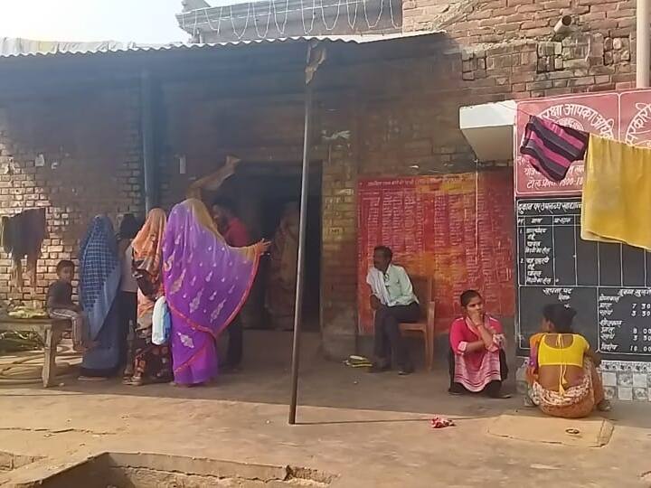 Beneficiaries are getting less ration at government shops people made allegations ANN Kanpur News: सरकारी गल्ले की दुकानों पर लोगों को मिल रहा कम राशन, लोगों ने कोटेदार पर लगाए ये आरोप