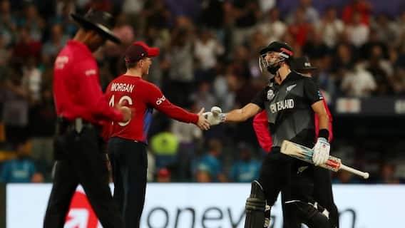 New Zealand पहिल्यांदाच टी20 विश्वचषकाच्या अंतिम फेरीत, न्यूझीलंडची England वर पाच विकेट्सनं मात
