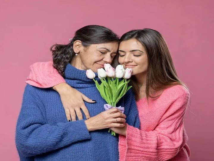 Relationship Tips How Can I Improve My Relationship With My Mother-In-Law How Can I Impress My Mother In Law Saas Bahu Ka Rishta Relationship Tips: सास बहू की कभी नहीं होगी लड़ाई, बस इन बातों का रखें ख्याल