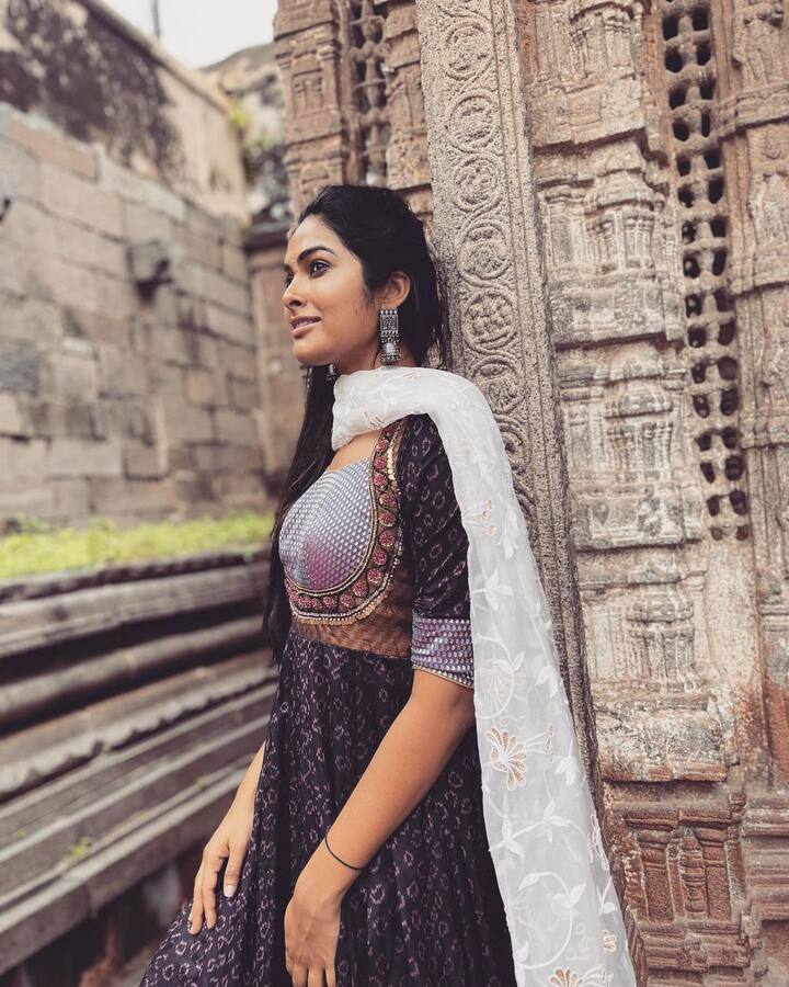 దివి వైద్య బ్యూటీఫుల్ పిక్స్ (Image credit: Instagram)