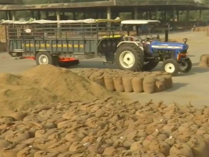 सीएम बघेल का निर्देश, पड़ोसी राज्यों से धान के अवैध परिवहन पर लगाएं अंकुश, बॉर्डर भी सील करें CM Bhupesh Baghel directs to stop illegal transportation of paddy from neighbor states सीएम बघेल का निर्देश, पड़ोसी राज्यों से धान के अवैध परिवहन पर लगाएं अंकुश, बॉर्डर भी सील करें