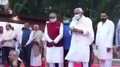 मुख्यमंत्री नीतीश ने सीएम आवास पर की छठ पूजा