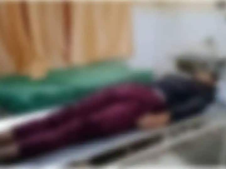 Kasganj Case: मृतक अल्ताफ की पोस्टमॉर्टम रिपोर्ट आई, जानें मौत की वजह क्या है? Kasganj Altaf Death postmortem report cause of death of Altaf given as hanging ANN Kasganj Case: मृतक अल्ताफ की पोस्टमॉर्टम रिपोर्ट आई, जानें मौत की वजह क्या है?