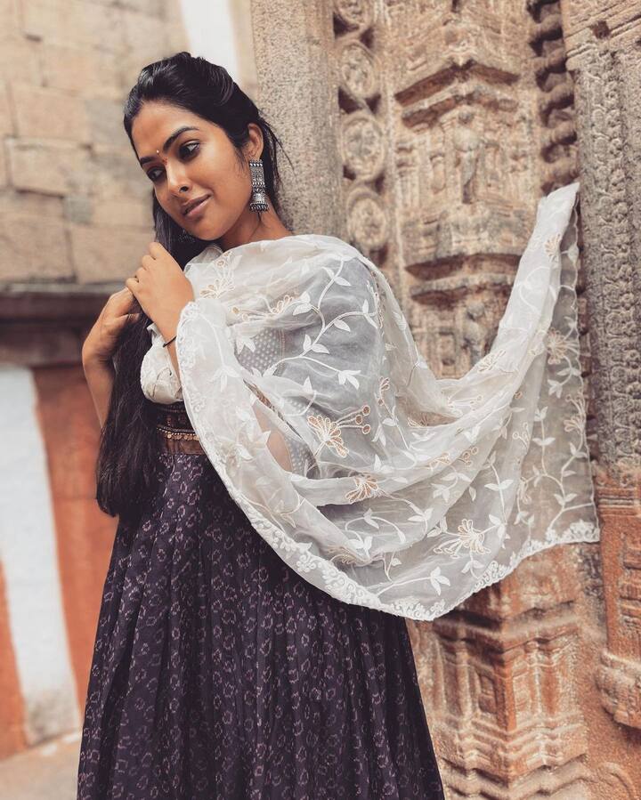దివి వైద్య బ్యూటీఫుల్ పిక్స్ (Image credit: Instagram)