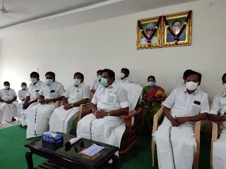 சேலத்தில் எடப்பாடி பழனிச்சாமி திடீர் ஆலோசனை: அதிமுக நிர்வாகிகள் பங்கேற்பு!