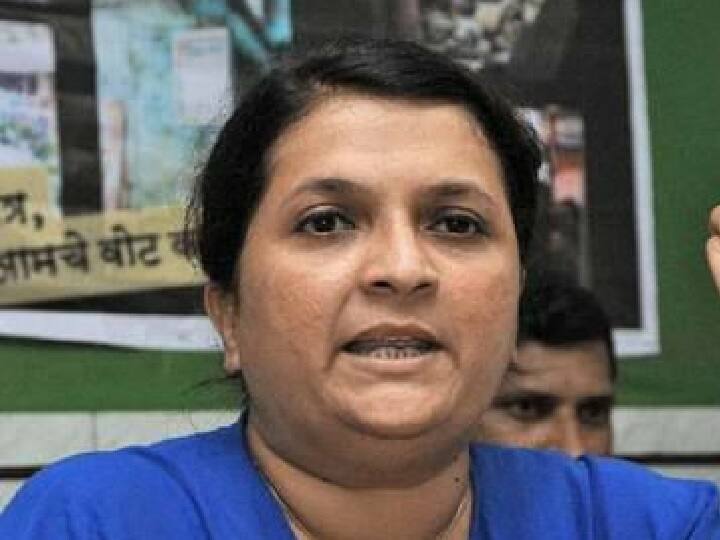 Anjali Damania allegation On Maha vikas aghadi maharashtra gov on Irrigation scam मविआ सरकारची करामत पुन्हा सुरू झाली? कॅबिनेटच्या निर्णयावरुन अंजली दमानियांचं टीकास्त्र