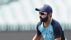 IPL Mega Auction 2022: রাহানেকে ১ কোটিতে তুলে নিল কেকেআর, হয়তো বেঙ্কটেশের সঙ্গী ওপেনার