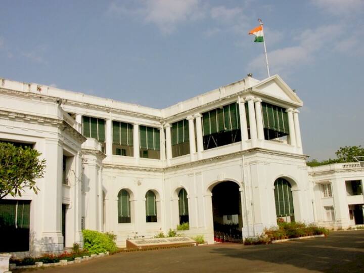 Powers to be abolished and governorships ஒழிக்கப்படவேண்டிய அதிகாரங்களும் ஆளுநர் பதவிகளும்...!