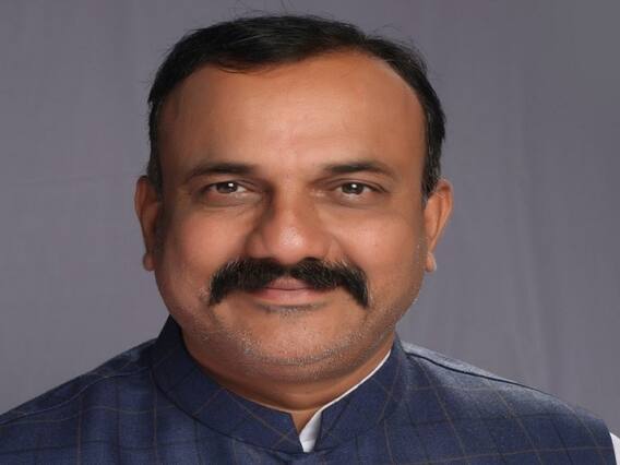Punjab Congress में हुआ बदलाव, इन दो दिग्गज नेताओं को दी गई महत्वपूर्ण जिम्मेदारी Punjab Congress में हुआ बदलाव, इन दो दिग्गज नेताओं को दी गई महत्वपूर्ण जिम्मेदारी