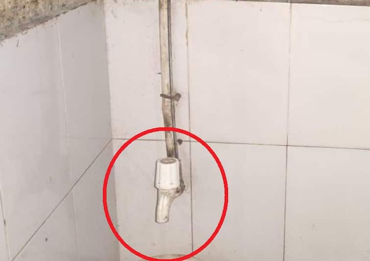 UP's Kasganj News: After the death of Altaf, questions are being raised on the theory of the police Kasganj News: 2.5 फीट ऊंचे नल से लटककर साढ़े 5 फीट लंबे अल्ताफ ने कैसे फांसी लगा ली, पुलिस पर उठे सवाल