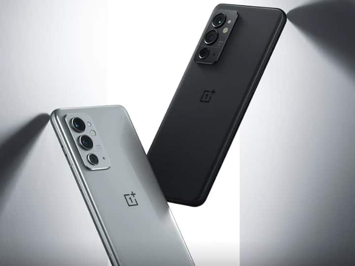 OnePlus 10's Front May Look Similar To Oppo Reno 7 Pro. Details here OnePlus 10's Front May Look Similar To Oppo Reno 7 Pro. Details here