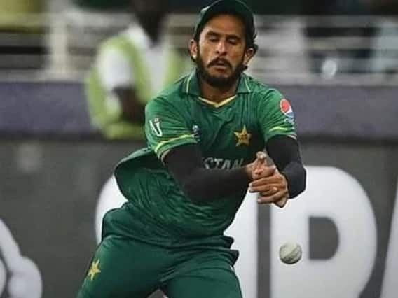 Mathew Wade का कैच छोड़ने के बाद Hassan Ali Pakistani Twitter पर हुए जमकर troll