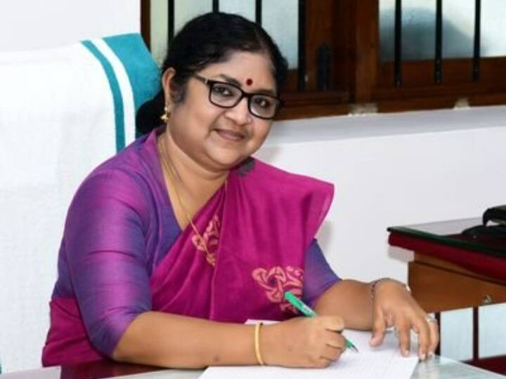 Teachers Have Right To Dress: Kerala Higher Education Minister Bindu Issues Circular After Saree Row Teachers Have Right To Dress: Kerala Higher Education Minister Bindu Issues Circular After Saree Row