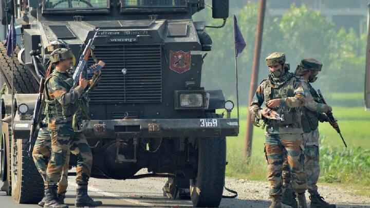 Troops have freedom of action in responding to Pakistan Cease Fire Violations says MoS Defence Ajay Bhatt Ceasefire Violation: 'सीजफायर तोड़ने पर पाक को दे रहे मुंहतोड़ जवाब, फॉरवर्ड पोस्ट पर तैनात सैनिकों को पूरी आजादी- राज्यसभा में बोले केंद्रीय मंत्री