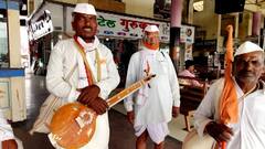 Pandharpur : ST संपाचा वारकऱ्यांनाही फटका, ऐन कार्तिकी यात्रेदरम्यान एसटी ठप्प, वडापमधून प्रवासाची वेळ