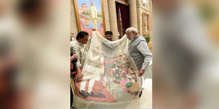 PM Modi thanks Padma Shri awardee Biren Kumar Basak for special gift by tweeting PM Modi : 