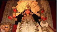 Jagadhatri Puja 2021: ৫৫ বছরে মানকুণ্ডু সর্বজনীনের থিম 'সোনার বাংলা সোনার কলস' | Bangla News