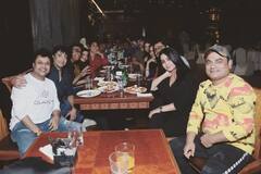 Bhabiji Ghar Par Hai के 'विभूति नारायण' की बर्थ-डे पार्टी में पहुंचे कई कलाकार, भाबीजी ने भी दिए जमकर पोज़