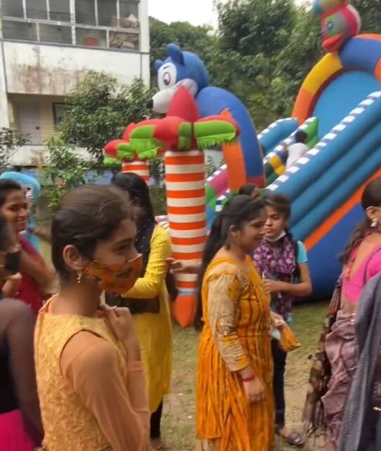 আজ দেশ জুড়ে পালিত  হচ্ছে শিশু দিবস।