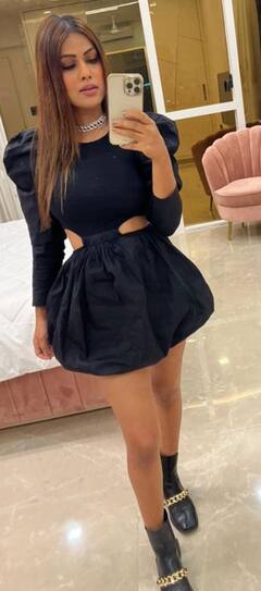 In Pics | அசத்தும் நியா ஷர்மாவின் புகைப்படங்கள்