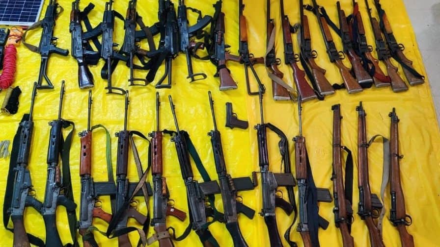 Nanded IPS Somay munde is real hero behind 26 Naxalites killed in Gadchiroli नांदेड जिल्ह्याच्या सोमय मुंडेंचा देशभर डंका; गडचिरोलीत घातले 26 नक्षलींना कंठस्नान