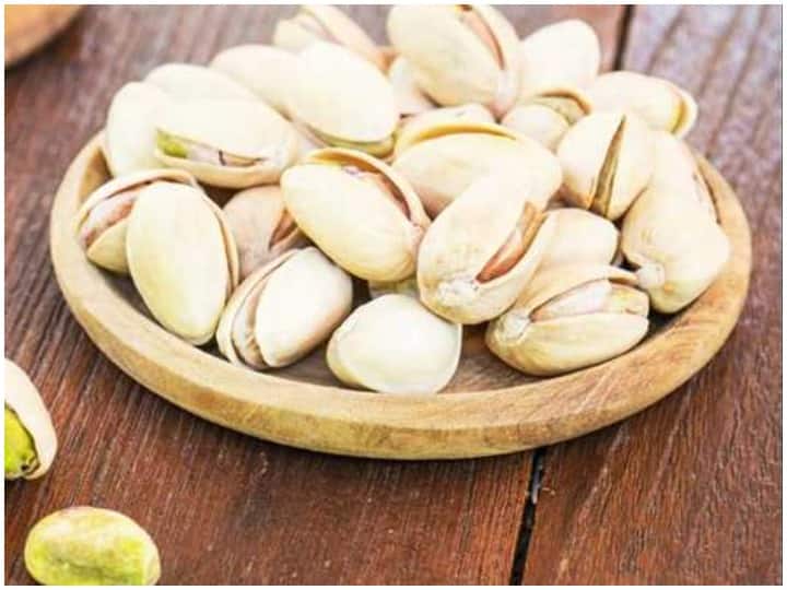 Health Care Tips, Include these Dry Fruits in the Diet to Gain Weight And Weight Gain Tips Health Care Tips: वजन बढ़ाने के लिए डाइट में शामिल करें ये Dry Fruits