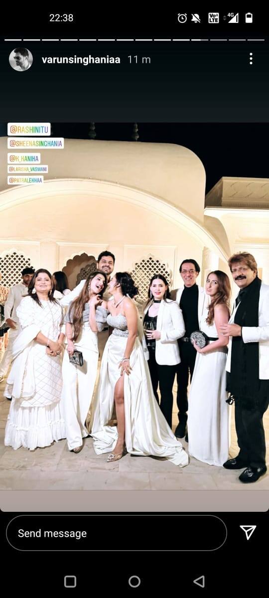 राजकुमार राव व पत्रलेखा की शादी बेहद करीबी रिश्तेदारों और दोनों के दोस्तों के बीच में संपन्न होगी और शादी के सामरोह में दोनों की तरफ से ज्यादा मेहमान नहीं होंगे.