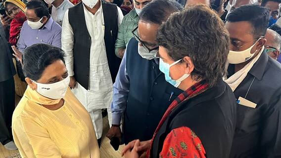 UP Election: क्या 'हाथी' और 'हाथ' साथ आने वाले हैं? | Priyanka Gandhi | Mayawati