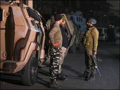 Jammu Kashmir News: श्रीनगर में पुलिस पार्टी पर आतंकवादियों ने किया हमला, एक जवान घायल