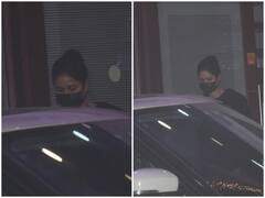 Katrina Kaif Photo: ब्लैक आउटफिट में एयरपोर्ट पर स्पॉट हुईं कैटरीना, Vicky Kausha संग रचाने जा रही हैं शादी!