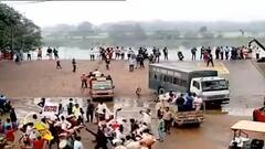 Jagadhatri Puja 2021: আজ দশমীতে কৃষ্ণনগর ঘাটে প্রতিমা বিসর্জনের তোড়জোড় | Bangla News